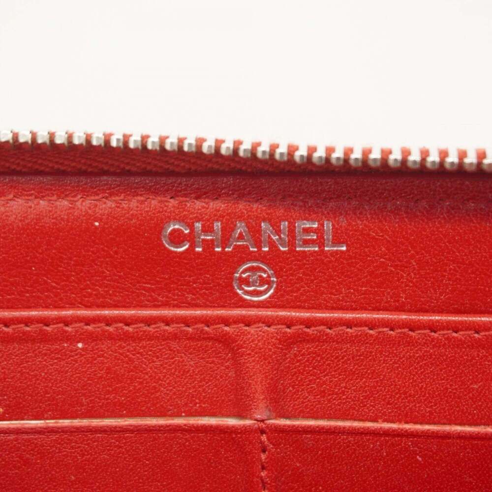 CHANEL Red Caviar Leather Wallet - Picture 4 of 11